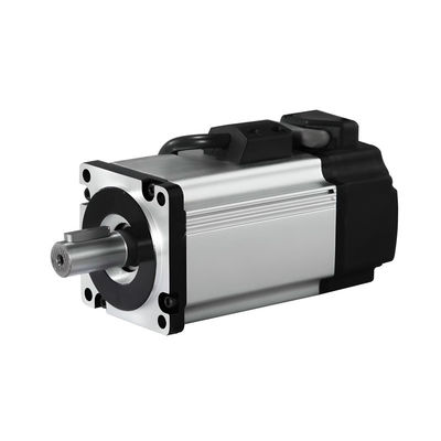 L'écart entre le moteur et le moteur est réduit.